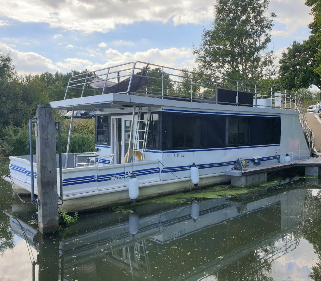 Bluebird House-Boat Hotell East Molesey Eksteriør bilde